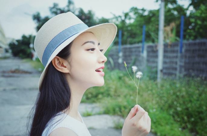 시원한 징톈의 여름 패션, 상큼하고 발랄하게